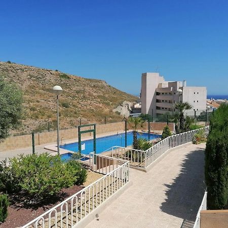 Magnificent 3 Bedroom House Close To The Beach With Community Swimming Pool ซานตาโปลา ภายนอก รูปภาพ